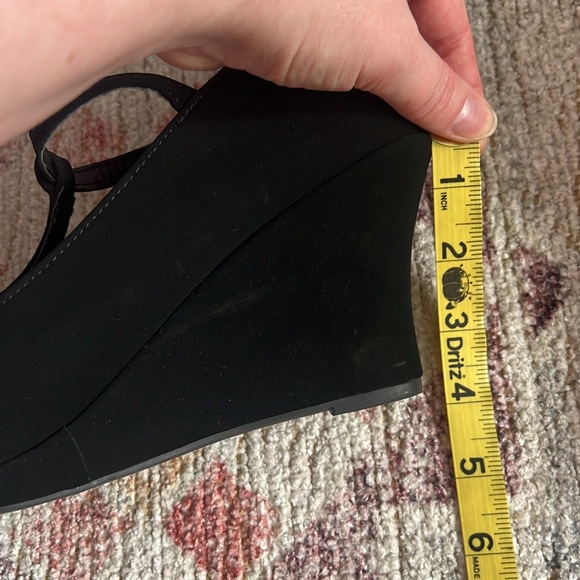 Wedge T Strap Black Soft Top Moda Size 8.5 - Picture 6 of 16